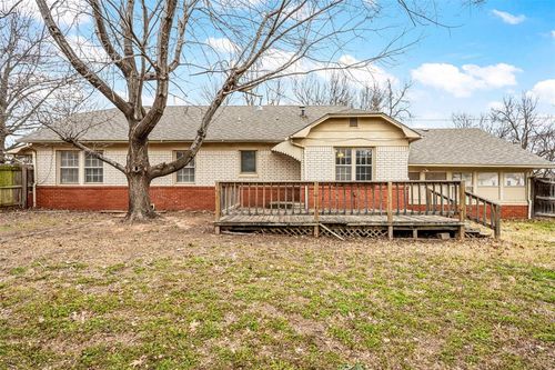 402 S Broadway St, Marlow, OK, 73055-3030 | Card Image