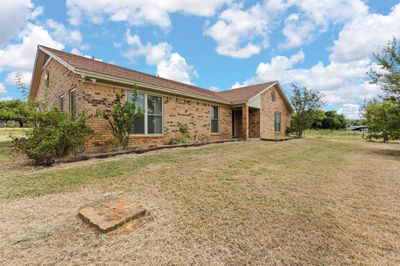 7125 S Highway 171, House other with 3 bedrooms, 3 bathrooms and null parking in Grandview TX | Image 1