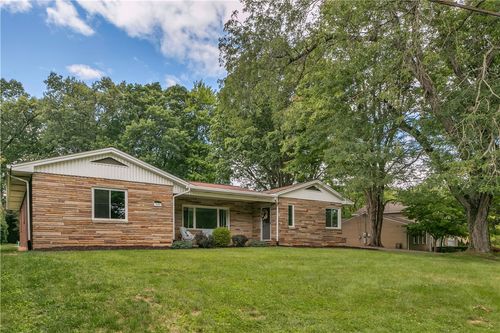 126 White Oak Dr, Twp of But SE, PA, 16001 | Card Image