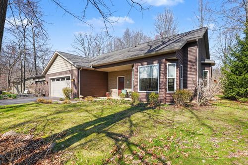 9365 Brianna Trl, Portage, MI, 49002-8433 | Card Image