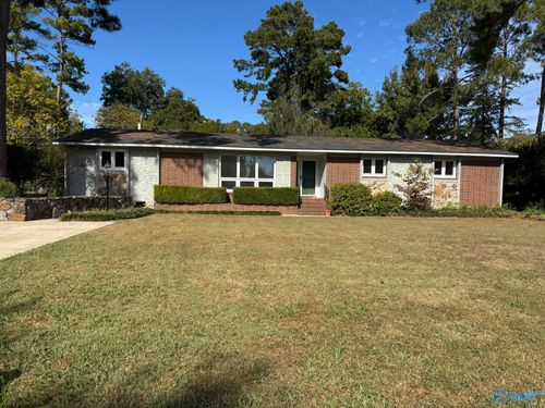 2410 Crestview Dr Se, Decatur, AL, 35601-6116 | Card Image