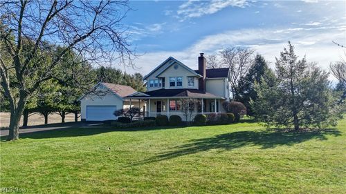 4576 Alabama Ave Sw, Navarre, OH, 44662-8707 | Card Image