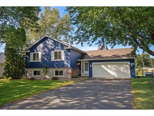 2678 Henslow Avenue, Oakdale, MN, 55128 | Card Image