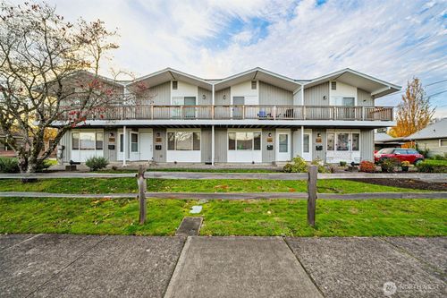 340-334 4th St Sw, Puyallup, WA, 98371-5850 | Card Image