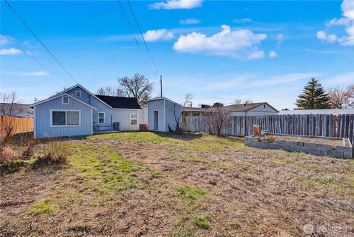 307 W Glover St, Harrington, WA, 99134-5134 | Card Image