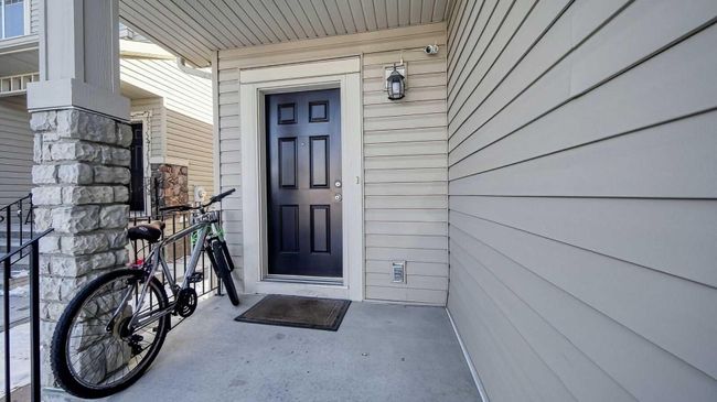 39 Panatella Mews Nw, Home with 3 bedrooms, 3 bathrooms and 2 parking in Calgary AB | Image 2