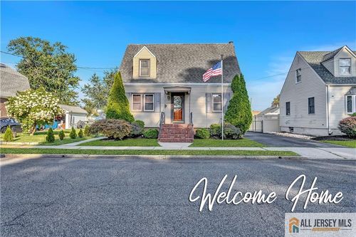 608 Garden Ave, Woodbridge, NJ, 07095-3834 | Card Image