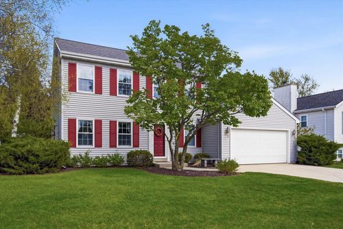 410 S Claremont Road, Saukville, WI, 53080 | Card Image