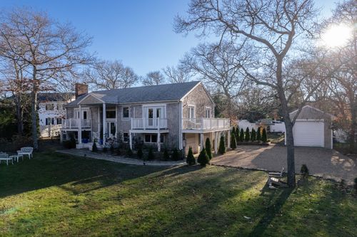 110 Clover Hill Dr, Vineyard Haven, MA, 02568-5665 | Card Image