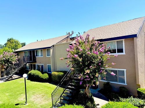 65-325 Standiford Ave, Modesto, CA, 95350-1036 | Card Image