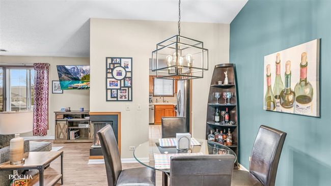 APT-302 - 457 Valley Dr, Condo with 2 bedrooms, 2 bathrooms and 2 parking in Naperville IL | Image 7