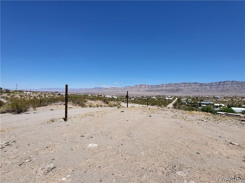 780 W Phantom Creek Ln, Meadview, AZ, 86444 | Card Image