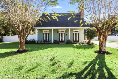 13801 Lynnedale Loop, Abbeville, LA, 70510-8513 | Card Image