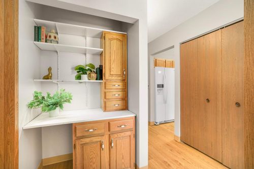 apt-103-2601 Kenzie Ter, Saint Anthony, MN, 55418-4230 | Card Image