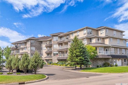 209-405 Cartwright St, Saskatoon, SK, S7T0C8 | Card Image