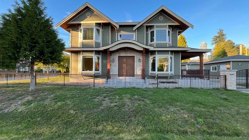 4319 Greta St, Burnaby, BC, V5J1N9 | Card Image