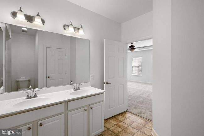 7211 - 7211 Darby Downs, Condo with 3 bedrooms, 3 bathrooms and null parking in ELKRIDGE MD | Image 18
