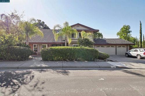 2409 Lavender Dr, Walnut Creek, CA, 94596-6411 | Card Image