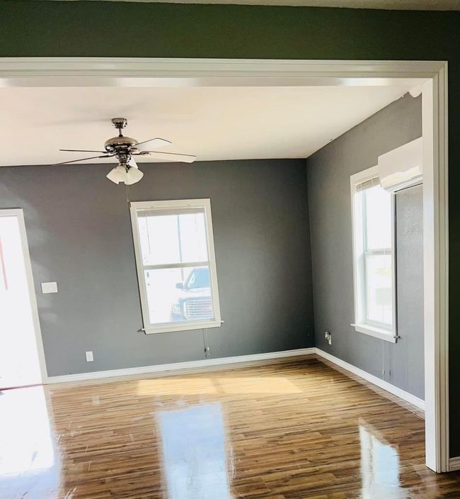 504 N Wildcat Dr, House other with 2 bedrooms, 1 bathrooms and null parking in Wink TX | Image 4
