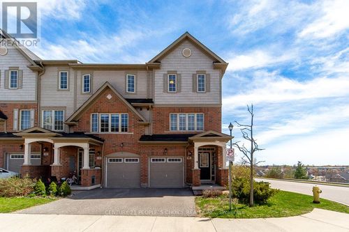 36 Comfort Way, Whitby, ON, L1N0K5 | Card Image
