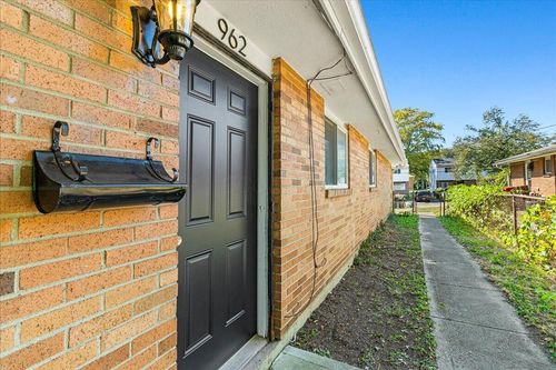 962-962 Ferndale Pl, Bexley, OH, 43209-2341 | Card Image