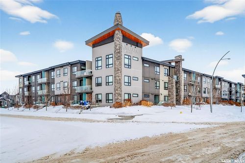 310-223 Evergreen Sq, Saskatoon, SK, S7W0W2 | Card Image