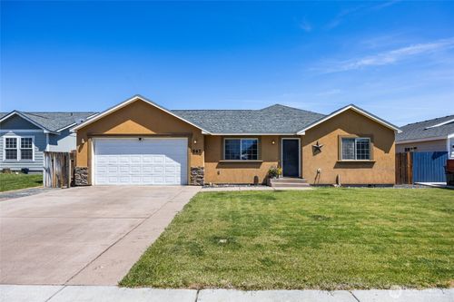 547 S Bayside St, Moses Lake, WA, 98837-3072 | Card Image