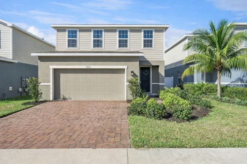 1712 Oceania Avenue, DAVENPORT, FL, 33837 | Card Image
