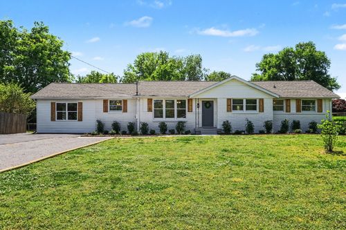 108 Mason Dr, Smyrna, TN, 37167-3716 | Card Image