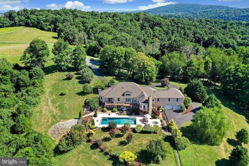 12060 Catoctin Farm Ln, Lovettsville, VA, 20180-2435 | Card Image