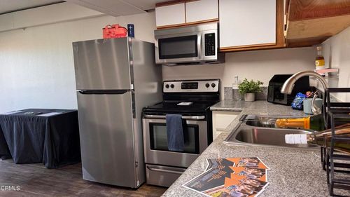 425-1450 Locust Ave, Long Beach, CA, 90813 | Card Image