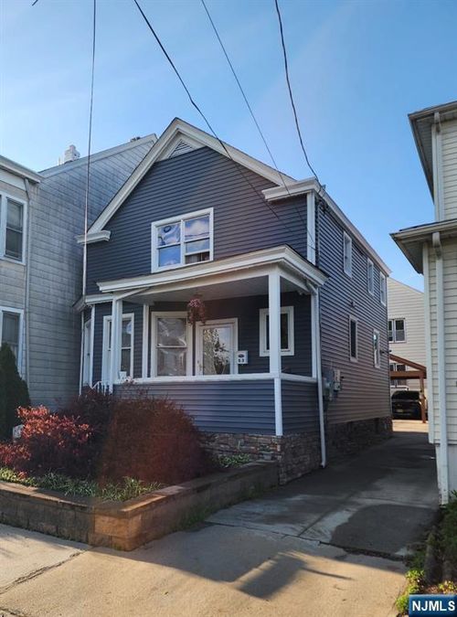 53 Barbour St, Haledon, NJ, 07508-1421 | Card Image