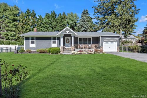1 Gilmer Ln, Kings Park, NY, 11754-1602 | Card Image
