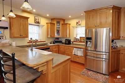 607 Ohio Street, House other with 5 bedrooms, 3 bathrooms and null parking in Alma KS | Image 3