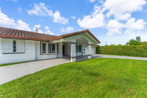 0-9835 Sw 56th St, Miami, FL, 33165-7225 | Card Image