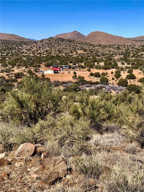 9918 E Blake Ranch Rd, Kingman, AZ, 86401-8572 | Card Image