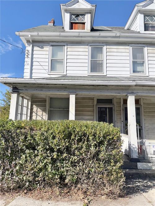 21 E Abbott St, Lansford, PA, 18232-2011 | Card Image