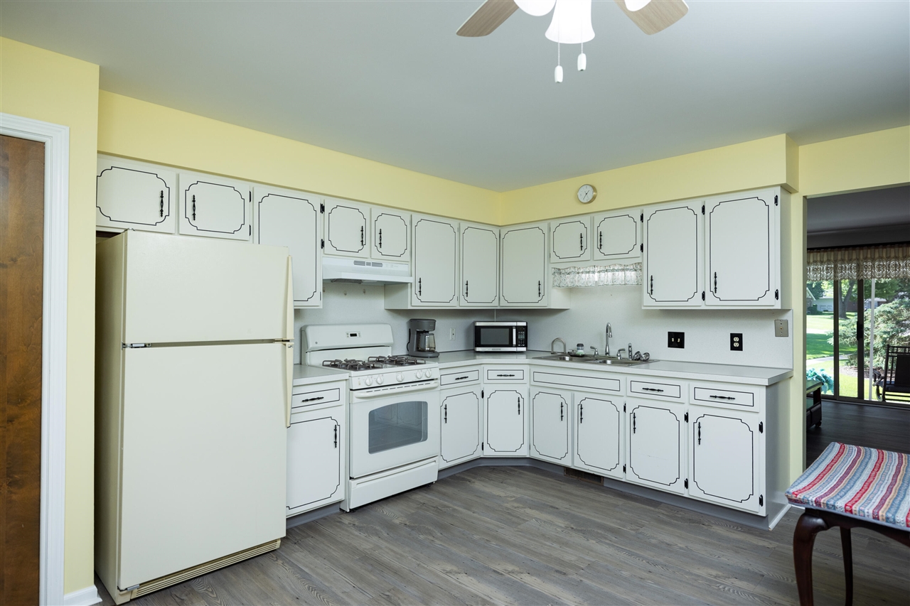 Andover Ct, Grand Rapids, MI 49508