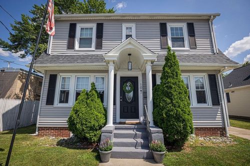 10 Spenstone Rd, Cranston, RI, 02910-3122 | Card Image