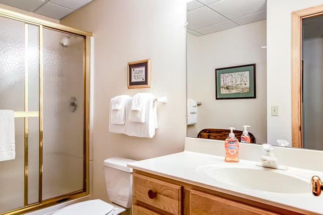 12784 Red Maple Rd, House other with 4 bedrooms, 3 bathrooms and null parking in MANITOWISH WATERS WI | Image 28