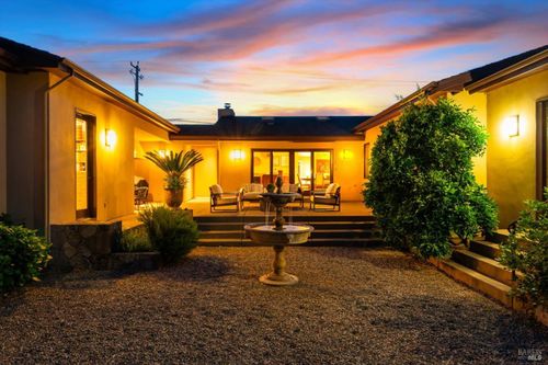 977 Pratt Ave, Saint Helena, CA, 94574-1057 | Card Image