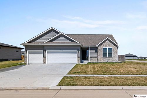 7530 Augustine Ave, Lincoln, NE, 68516-2624 | Card Image