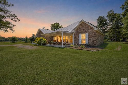 1074 County Road 1105, Maud, TX, 75567-2690 | Card Image