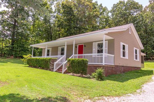62 Debbie Cir, Selmer, TN, 38375-3270 | Card Image