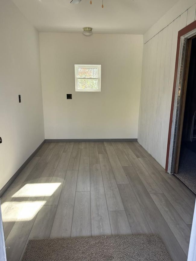 could be an office-has own entry | Image 22