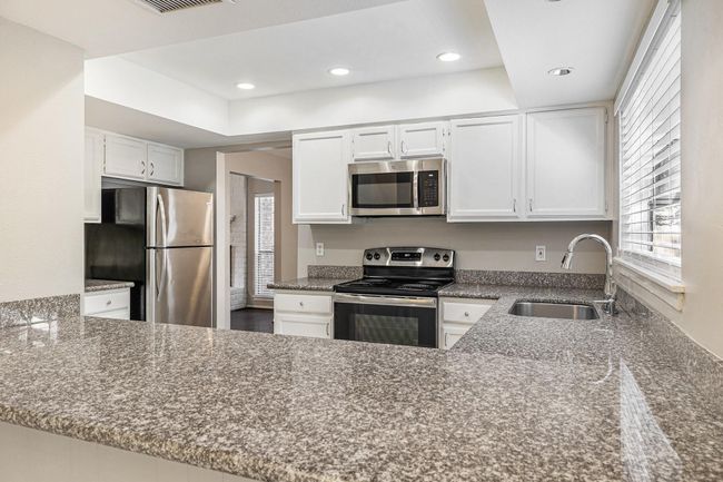 11 Fiddleleaf Ct, House other with 4 bedrooms, 3 bathrooms and 2 parking in Spring TX | Image 11
