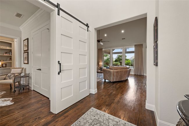 2202 Lyons Ct, House other with 4 bedrooms, 3 bathrooms and null parking in Midlothian TX | Image 6