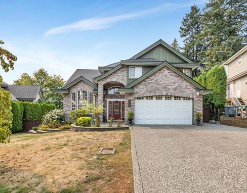5737 169a St, Surrey, BC, V3S8P3 | Card Image