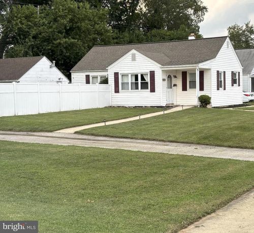33 University Ave, NEW CASTLE, DE, 19720-4319 | Card Image