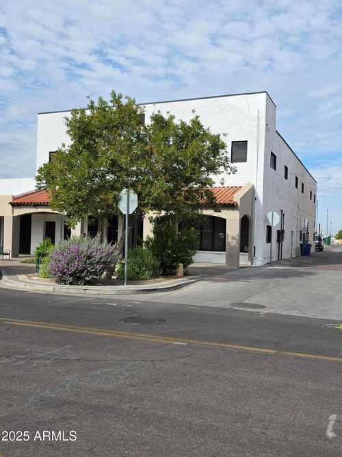 20 S Macdonald, Mesa, AZ, 85210-1322 | Card Image